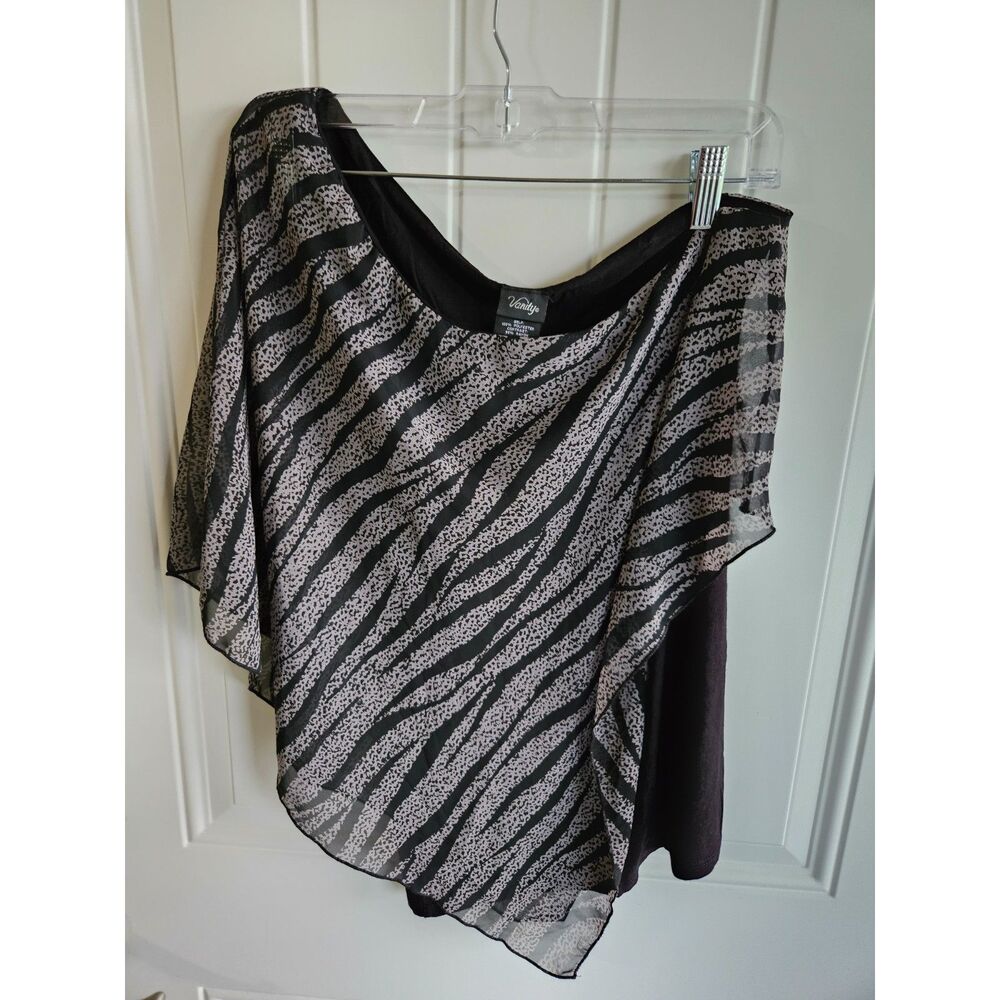 Junior's blouse